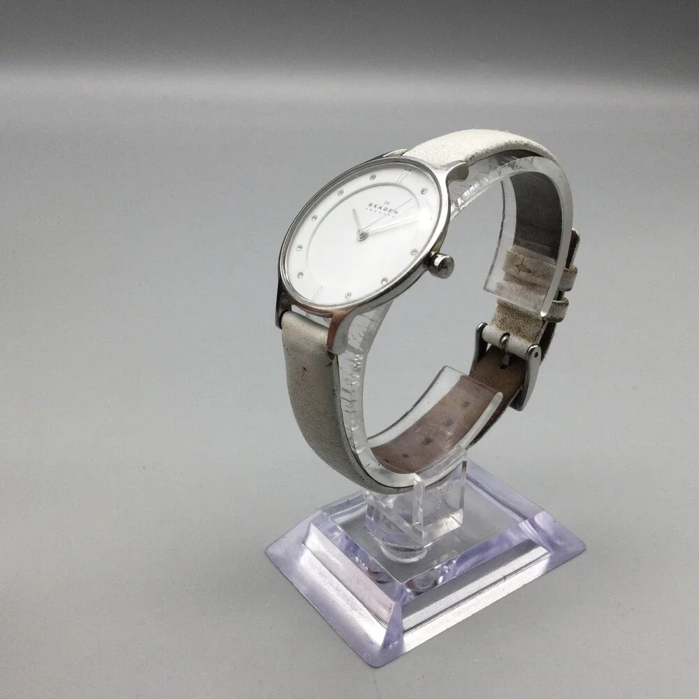 Skagen Watch Womens 30mm Silver Tone White Leather 358SSSD SKW2145 New Battery